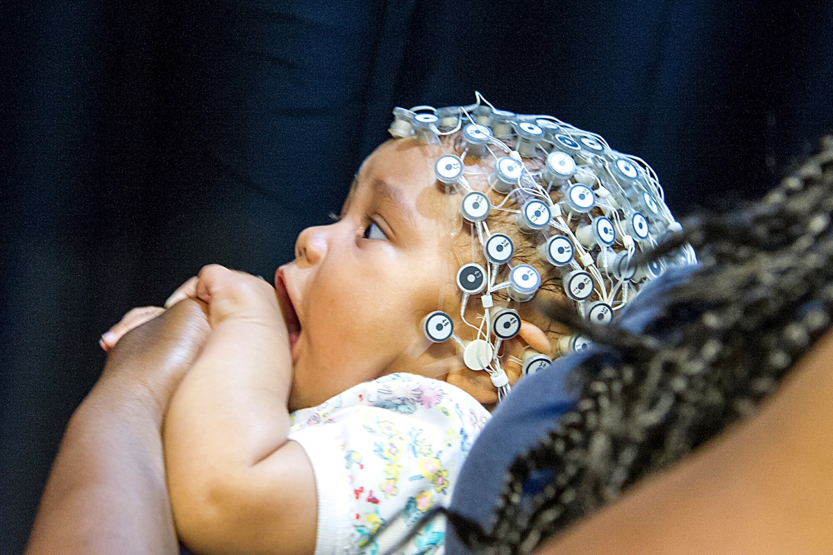 EEGbébé_3@L.Godart-CEA